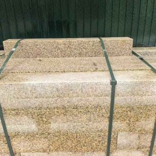 陕西 黄金麻花岗岩石材机切面栏杆料半成品