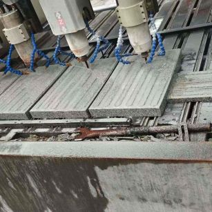 陕西 芝麻白花岗岩荔枝面盲道雕刻