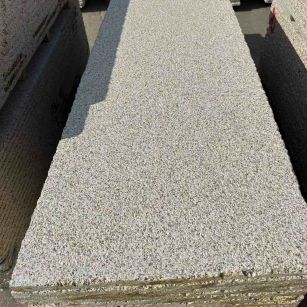 陕西 黄金麻花岗岩荔枝面毛板，半成品