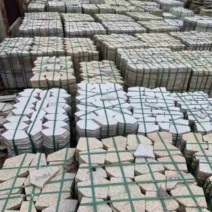 陕西 黄金麻白麻花岗岩荔枝面地铺石(冰裂纹)