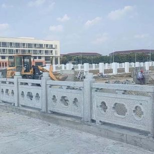 陕西 白麻花岗岩荔枝面河道栏杆