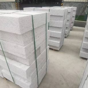 陕西 白麻花岗岩路沿石，立缘石，平缘石，路牙石，道牙石，马路牙子等