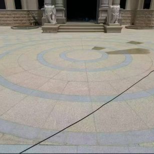 陕西 黄金麻芝麻灰花岗岩石材地铺拼接效果