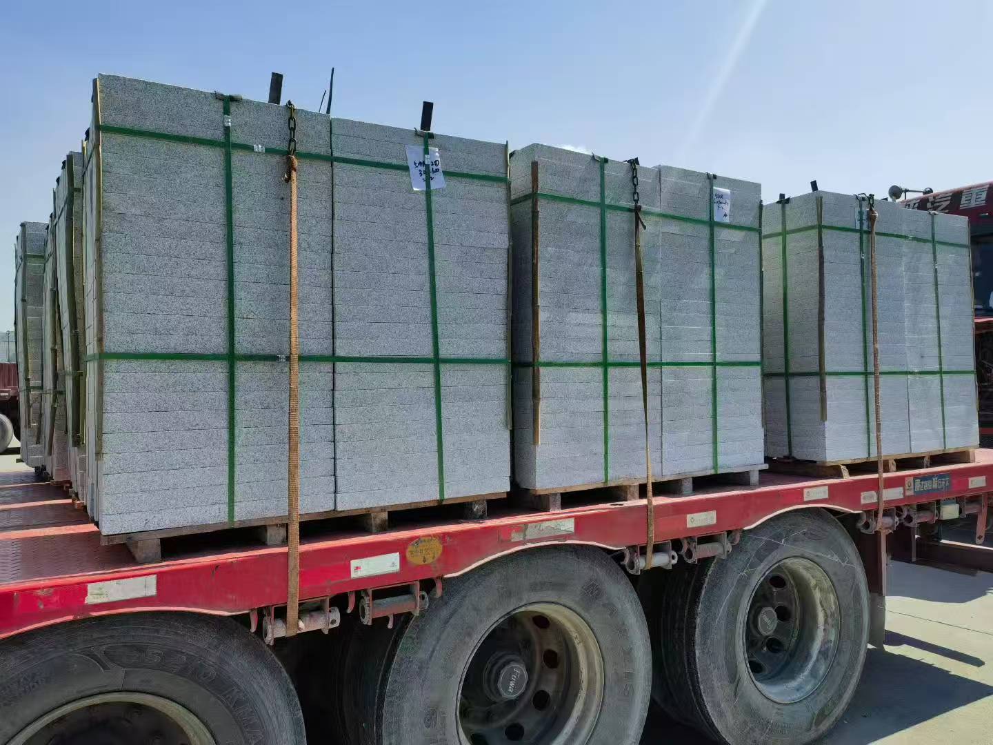 陕西芝麻白花岗岩出货日常地铺石