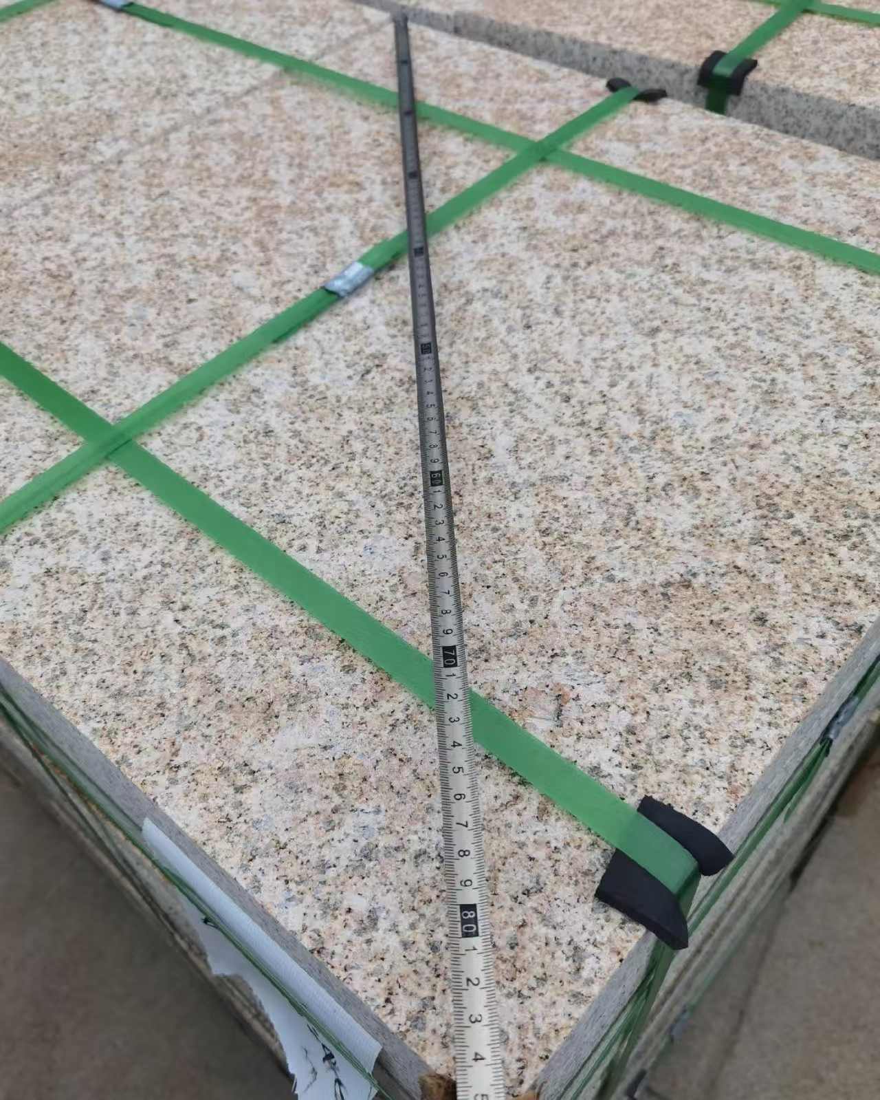 陕西 黄金麻火烧面地铺石