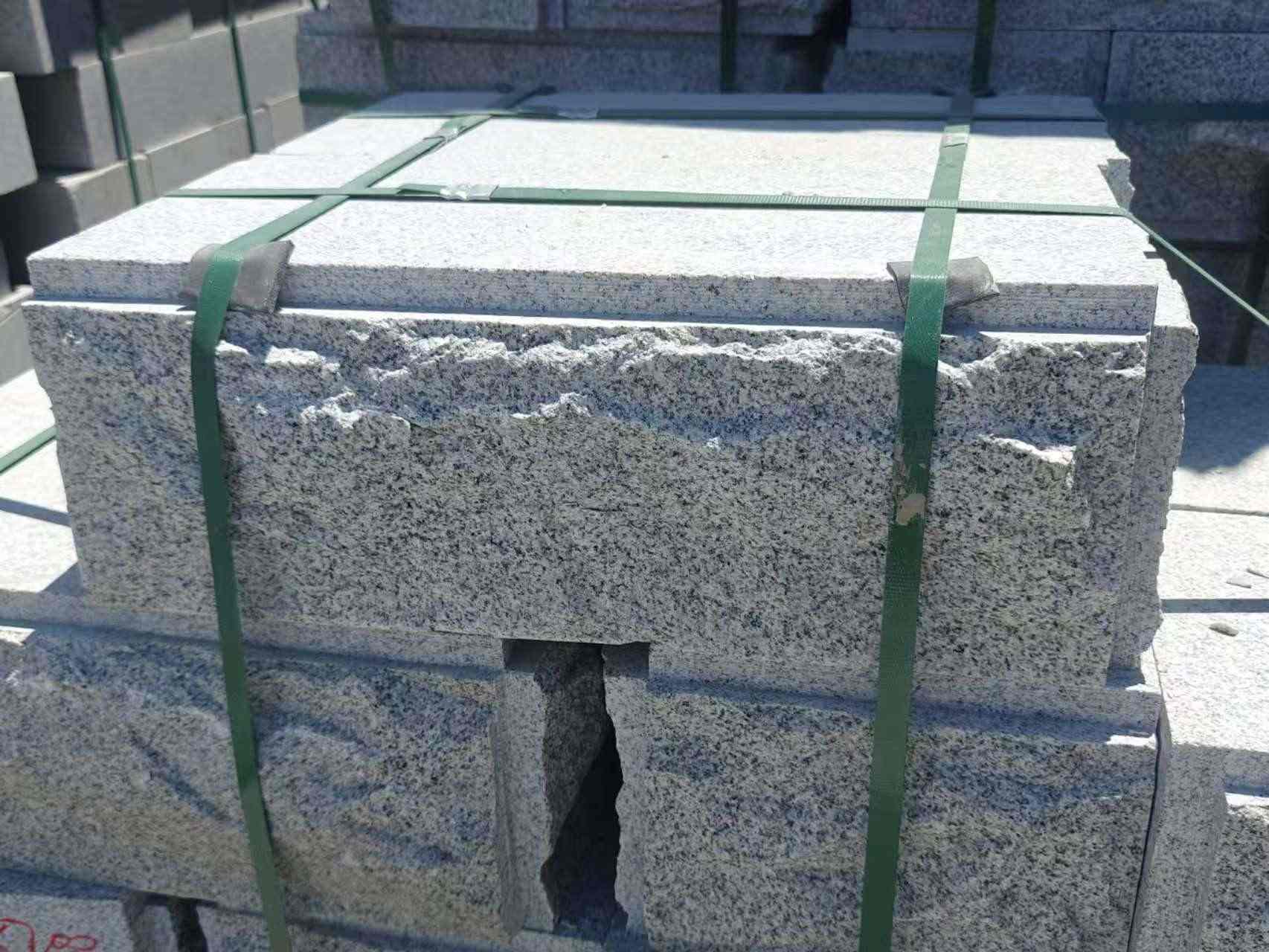 陕西 芝麻白花岗岩自然面成品