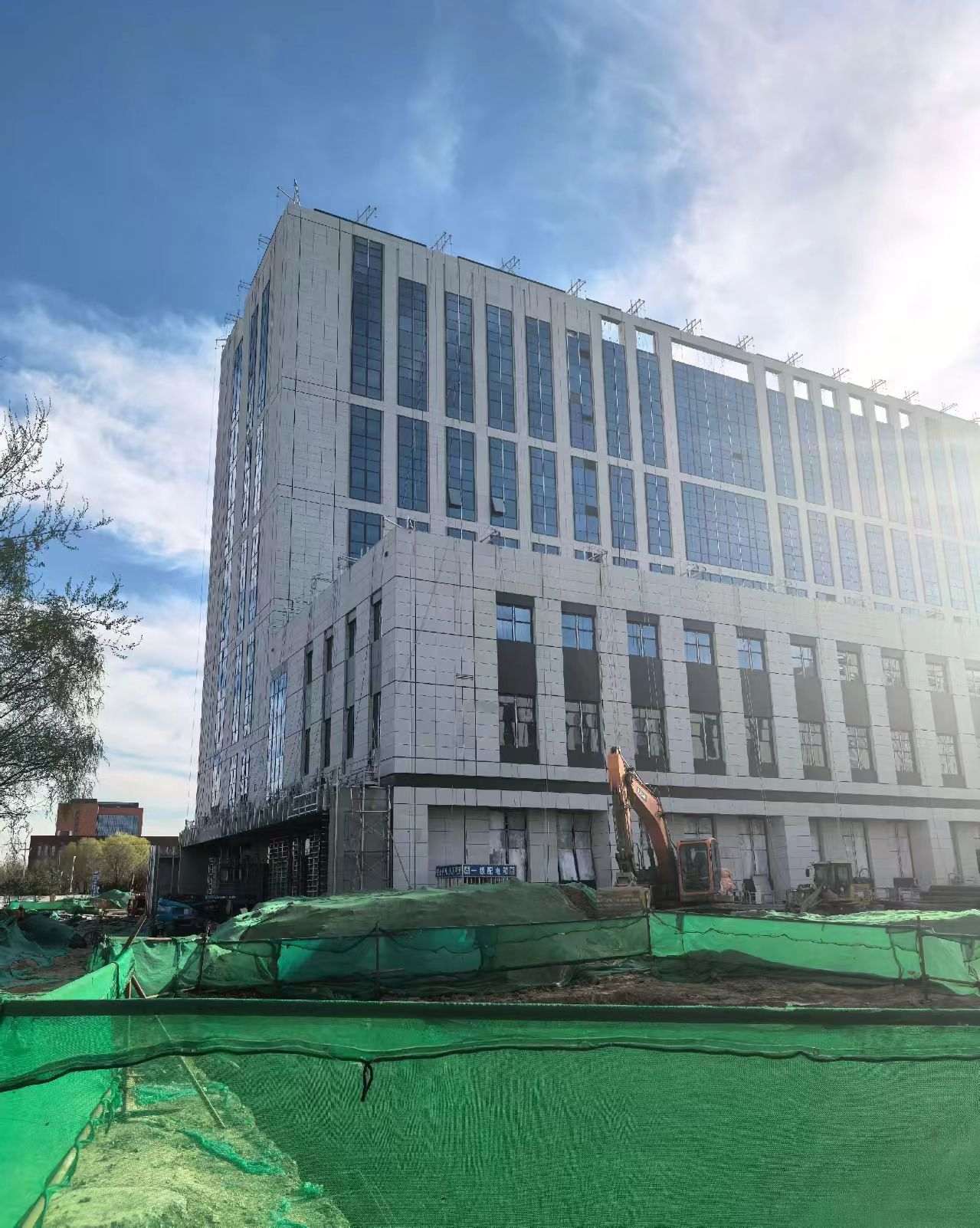 陕西 白麻花岗岩石材外墙干挂