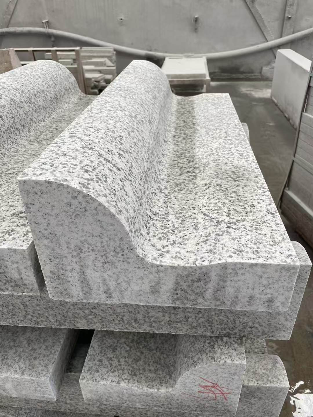 陕西 白麻花岗岩S型路沿石，路侧石，马路牙子等