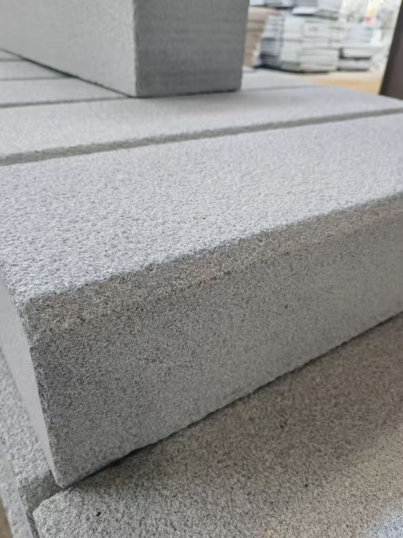 陕西 芝麻灰荔枝面路沿石