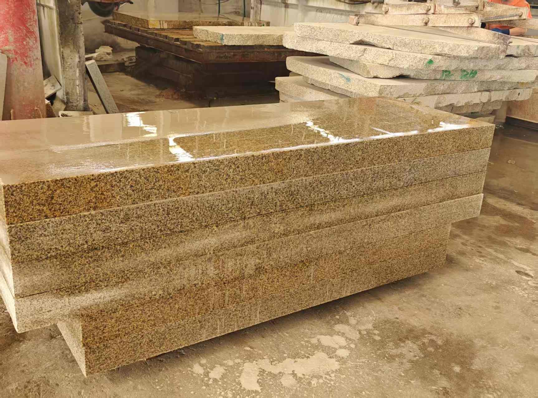 陕西 黄金麻栏杆料半成品加工中